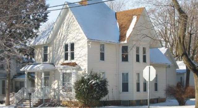Photo of 528 JULIEN St, Belvidere, IL 61008