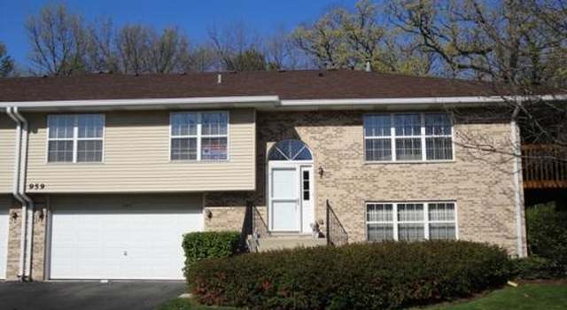 Photo of 959 Elderberry Cir #107, Naperville, IL 60563