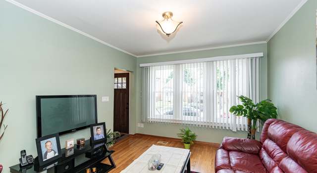 Photo of 3348 N Neva Ave, Chicago, IL 60634