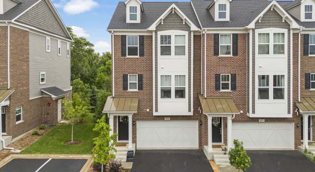 Photo of 939 Coletta Cir, Naperville, IL 60563