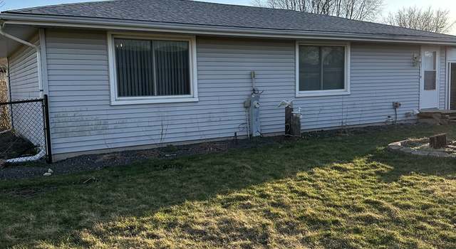 Photo of 1214 Peacock Ln, Bradley, IL 60915