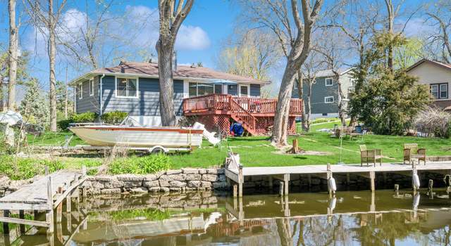 Property at 31 Medinah Ave, Fox Lake, IL 60020, 3 beds, 2 baths