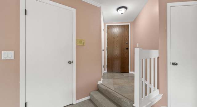 Photo of 1300 MC Dowell Rd #203, Naperville, IL 60563