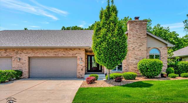 Property at 21148 Arbour Walk Dr, Frankfort, IL 60423, 2 beds, 2.5 baths