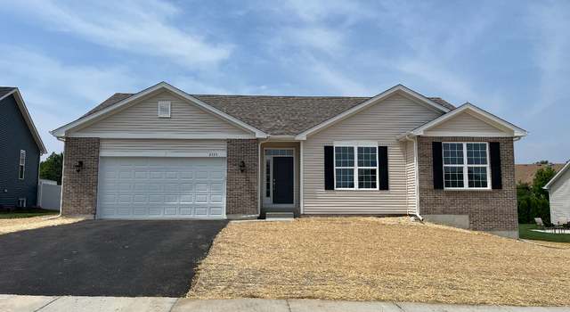 Photo of 2325 Truman Trl, Mchenry, IL 60051