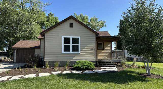 Photo of 204 W Robinson St, Goodfield, IL 61742