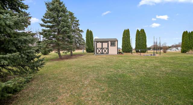 Photo of 316 E Butler Ave, Grant Park, IL 60940