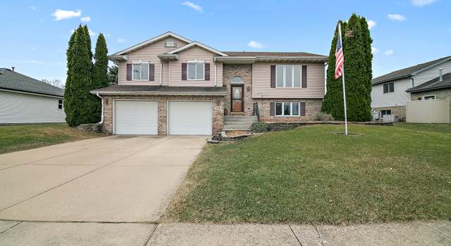 Photo of 316 E Butler Ave, Grant Park, IL 60940