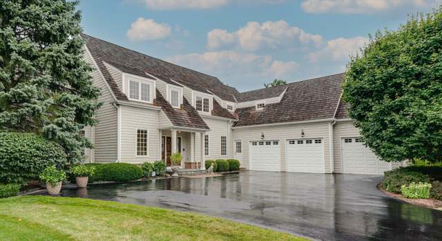 Photo of 2000 W Southmeadow Ln, Lake Forest, IL 60045