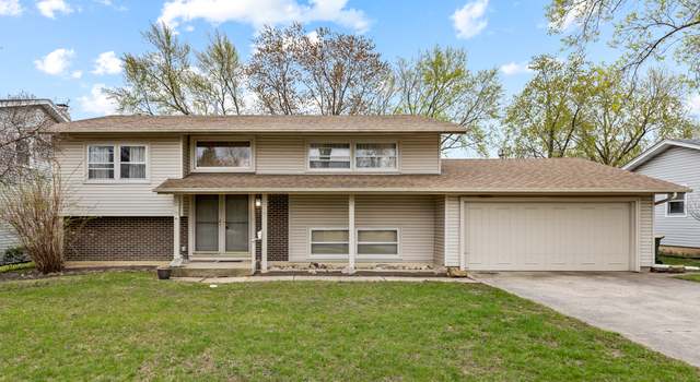 Photo of 75 Kendal Rd, Elk Grove Village, IL 60007