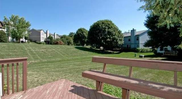 Photo of 737 Longwood Dr #737, Algonquin, IL 60102