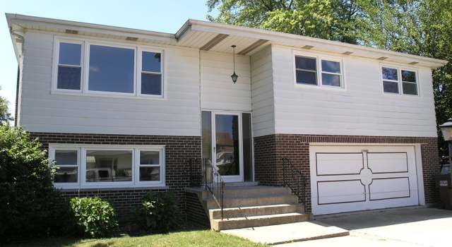 Photo of 17400 65th Ave, Tinley Park, IL 60477
