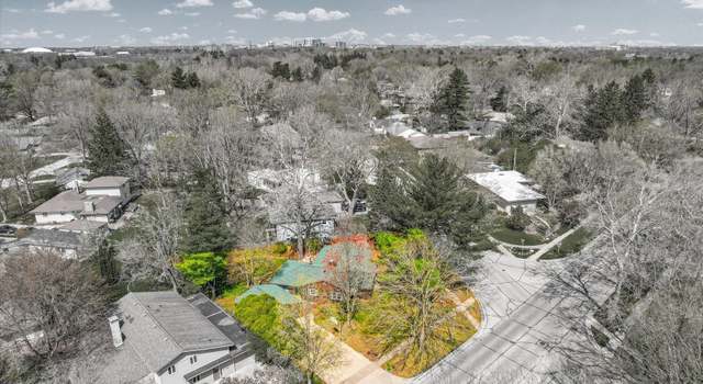 Photo of 2001 S Vine St, Urbana, IL 61801