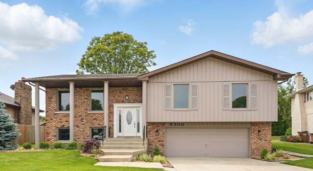 Photo of 8306 Regency Ct, Willow Springs, IL 60480