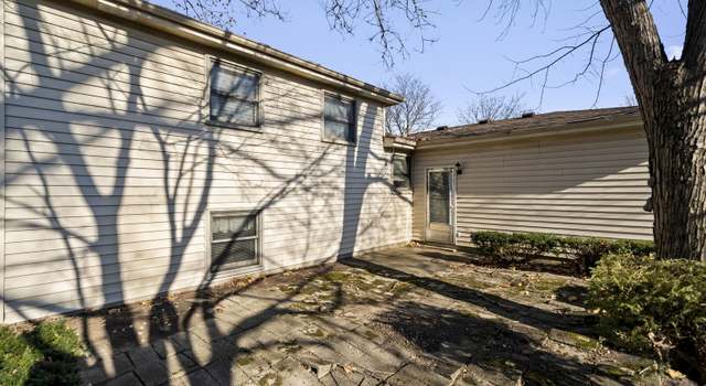 Photo of 5S388 Allister Ln, Naperville, IL 60563