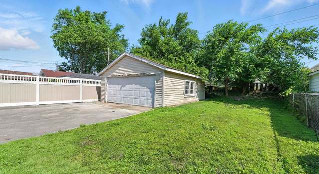 Photo of 2644 W 94th St, Evergreen Park, IL 60805
