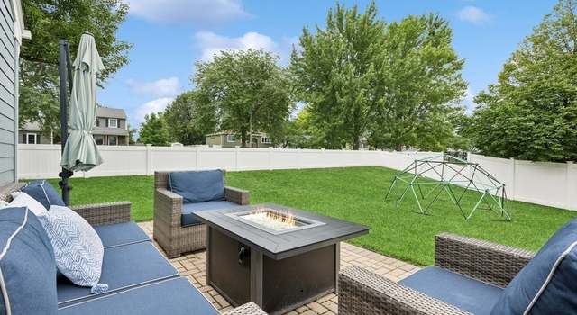 Photo of 959 Chandler Ave, Geneva, IL 60134
