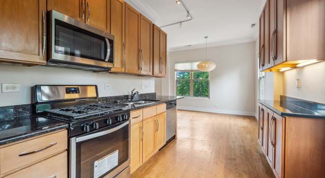 Photo of 921 E 40th St Unit 3E, Chicago, IL 60653