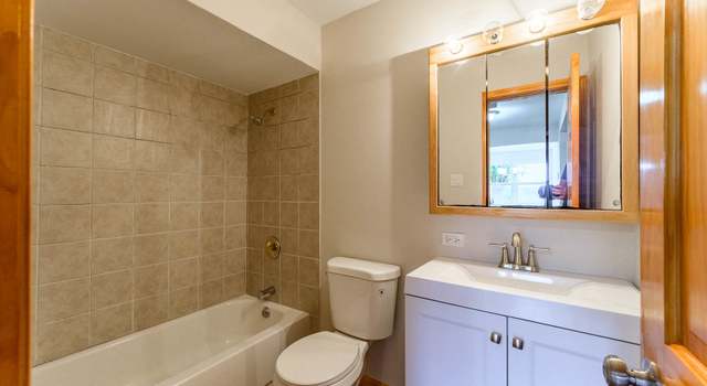 Photo of 6912 W 65th St #1, Chicago, IL 60638