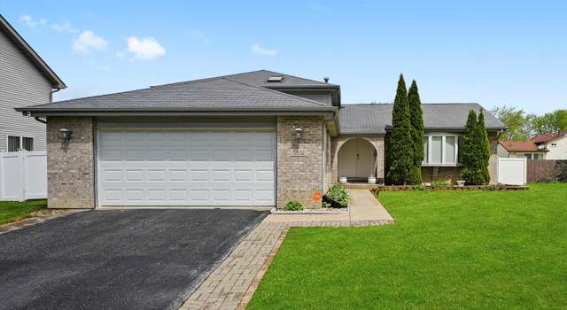 Photo of 5832 Kathryn Ln, Matteson, IL 60443