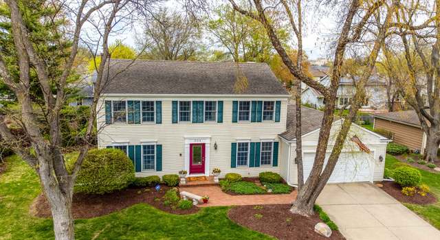 Photo of 504 Juniper Pkwy, Libertyville, IL 60048