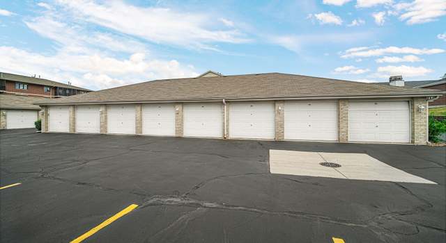 Photo of 6840 Ridge Point Dr Unit 3C, Oak Forest, IL 60452