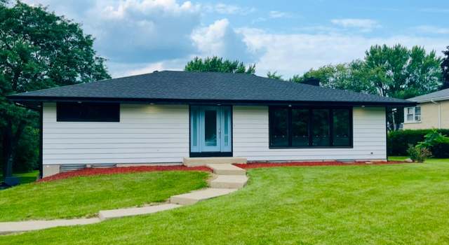 Photo of 22W300 Broker Rd, Medinah, IL 60157