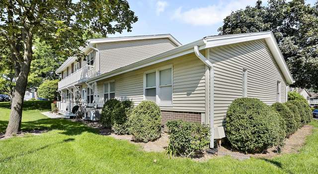 Photo of 188 Kendall Ct Unit A, Bloomingdale, IL 60108