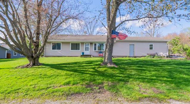 Photo of 306 E Dooley St, Downs, IL 61736