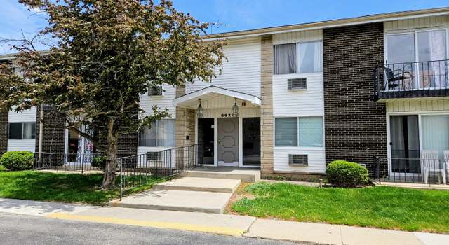 Photo of 8928 Steven Dr Unit 2F, Des Plaines, IL 60016