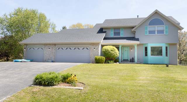 Photo of 12367 Squirrel Tree Ln, Belvidere, IL 61008