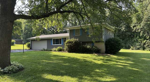Photo of 15376 Mountain Vw, Heyworth, IL 61745