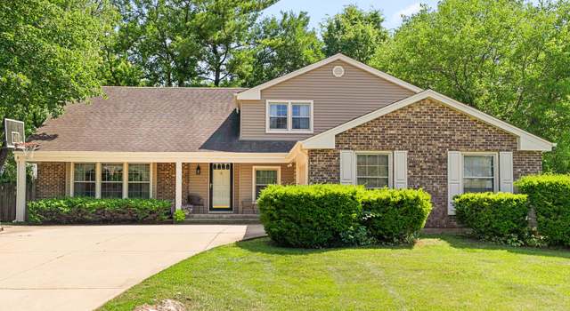 Photo of 608 Iroquois Ave, Naperville, IL 60563