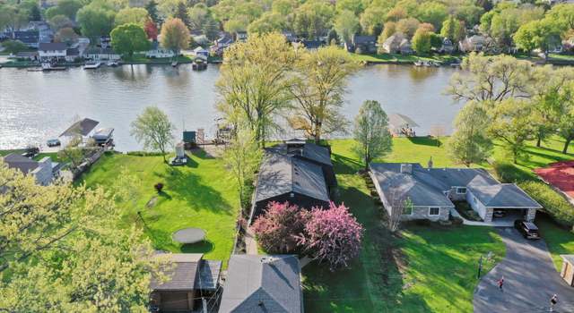 Property at 1423 N River Rd, McHenry, IL 60050, 4 beds, 2.5 baths