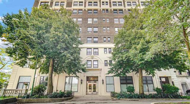 Photo of 1205 W Sherwin Ave #806, Chicago, IL 60626