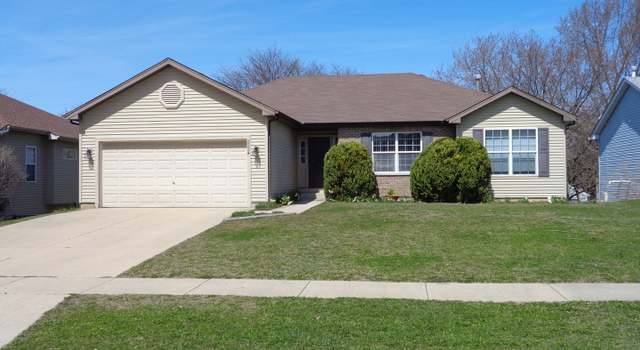 Photo of 5224 Glenbrook Trl, Mchenry, IL 60050