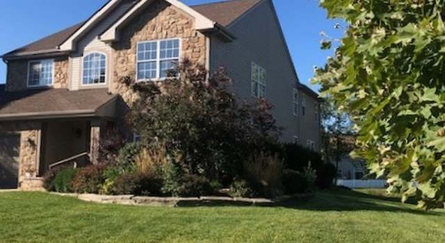 Property at 1921 Olde Mill Ln, McHenry, IL 60050, 6 beds, 2.5 baths