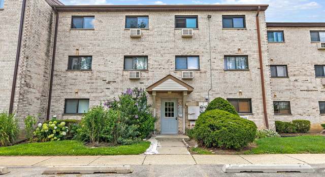 Photo of 522 E Spruce Dr Unit 1B, Palatine, IL 60074