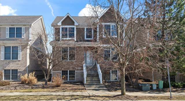 Photo of 6005 River Bend Dr, Lisle, IL 60532