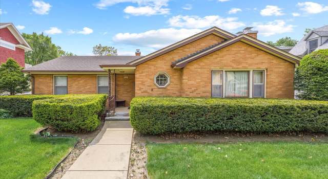 Photo of 625 Forest Ave, Elgin, IL 60120