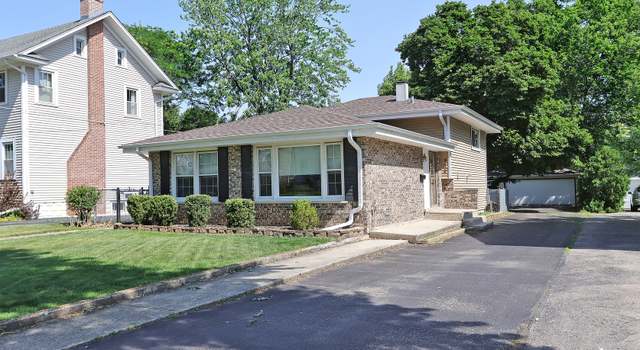 Photo of 509 E Illinois St, Wheaton, IL 60187