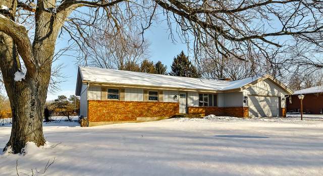 Photo of 1341 Country Farm Rd, Rockford, IL 61107