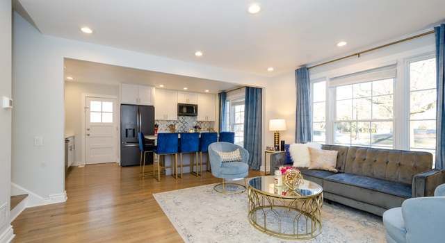 Photo of 4551 W PRATT Ave, Lincolnwood, IL 60712