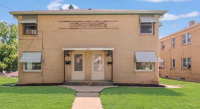 Photo of 1316 20th St, Rockford, IL 61104