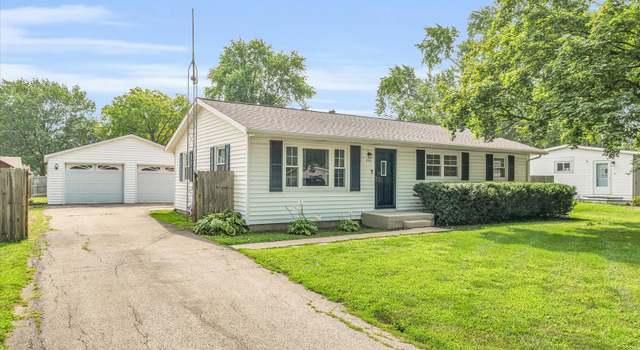 Photo of 510 Stout St, St. Joseph, IL 61873
