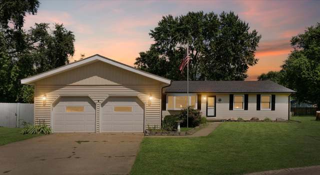 Photo of 410 N 4th St, St. Joseph, IL 61873