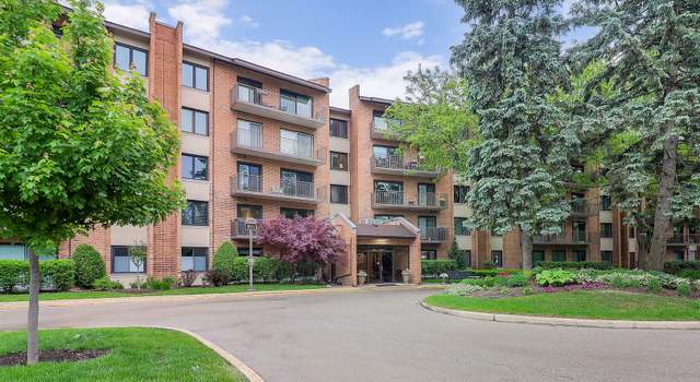Photo of 601 Lake Hinsdale Dr #209, Willowbrook, IL 60527