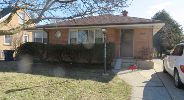 Photo of 121 N Ardmore Ave, Villa Park, IL 60181