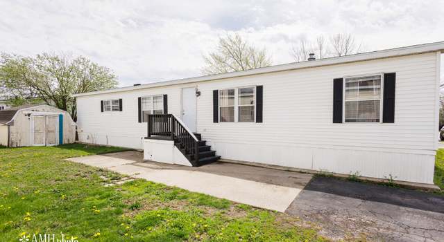 Photo of 7 Saint Peters Dr, Bourbonnais, IL 60914