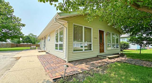 Photo of 614 Powell St, Streator, IL 61364